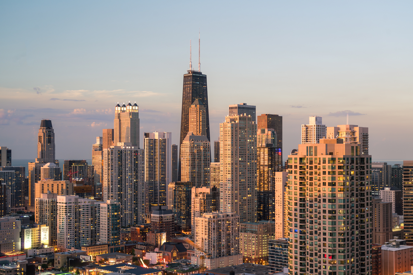 Comparing the Best Chicago Neighborhoods: Which is Right for You?