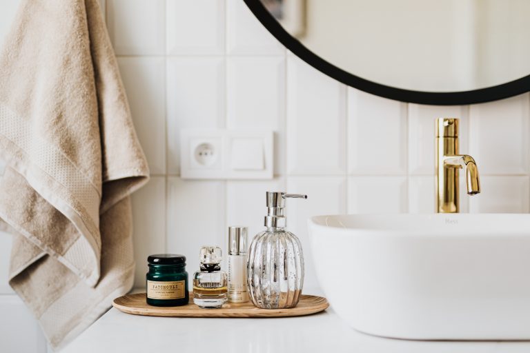 8 BudgetFriendly Bathroom Upgrades for Condo Owners Chicago Luxury